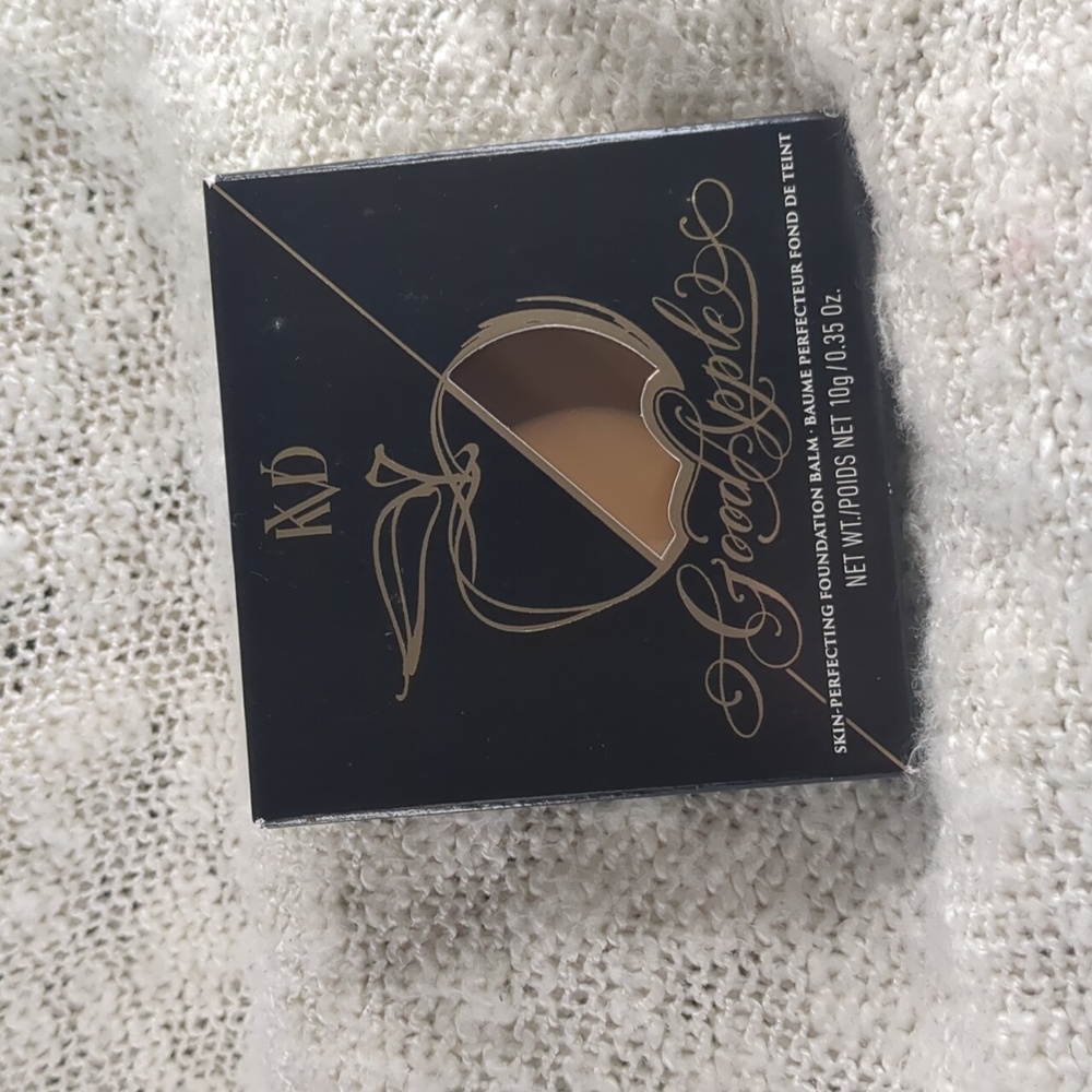KVD Beauty (Kat Von D) Good Apple Foundation Balm in Medium(054), 10g/0.35oz - Picture 6 of 10